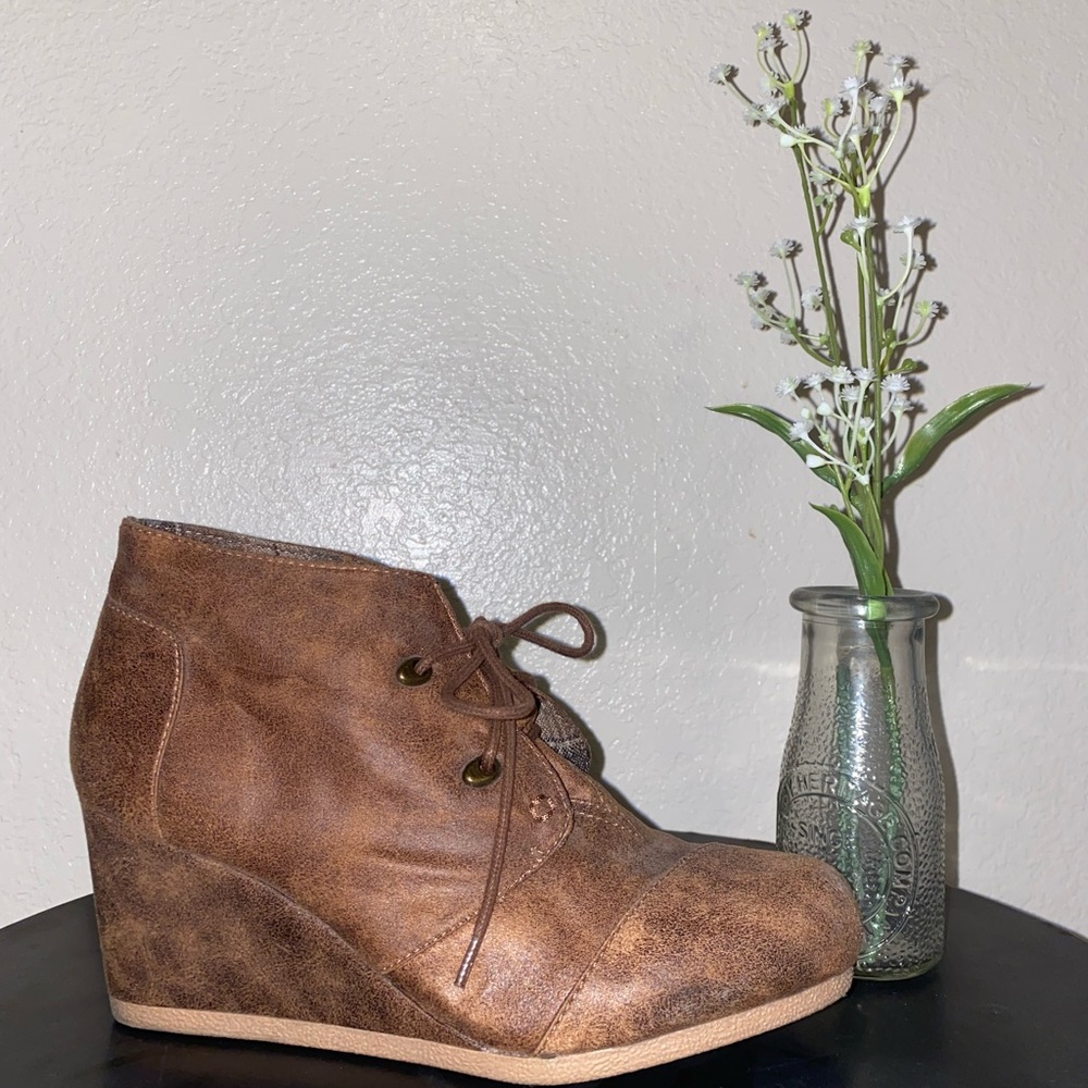 Tan Booties Women’s size 10